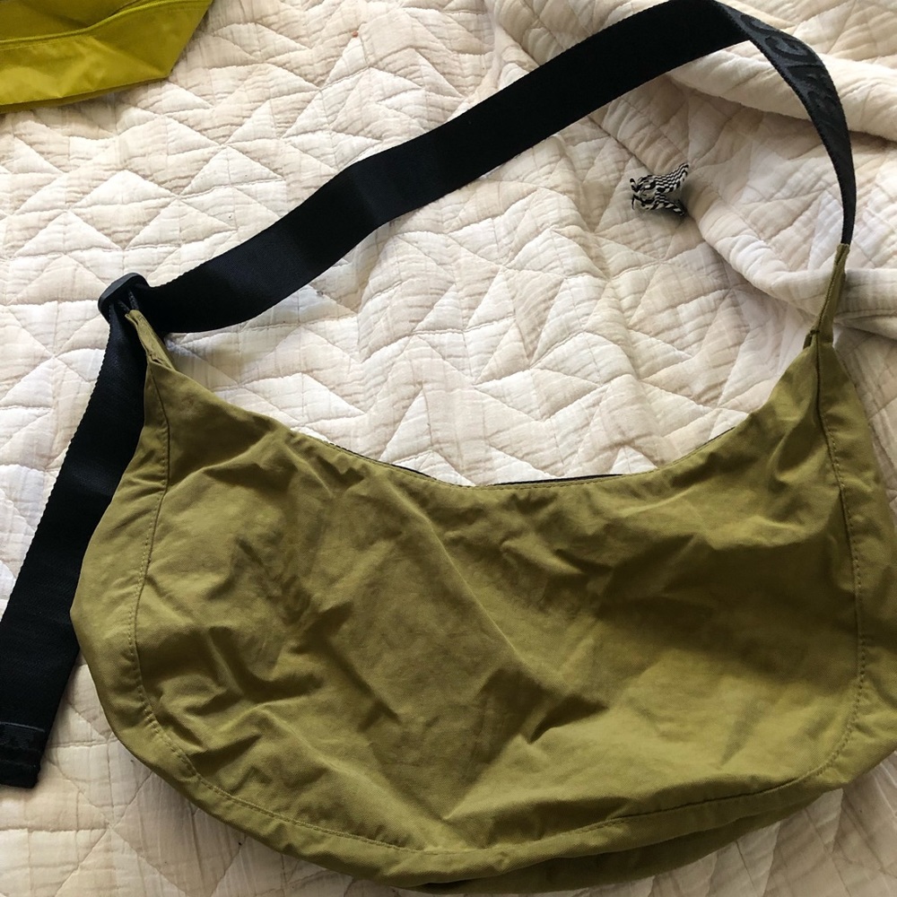 Green Baggu Crescent Bag